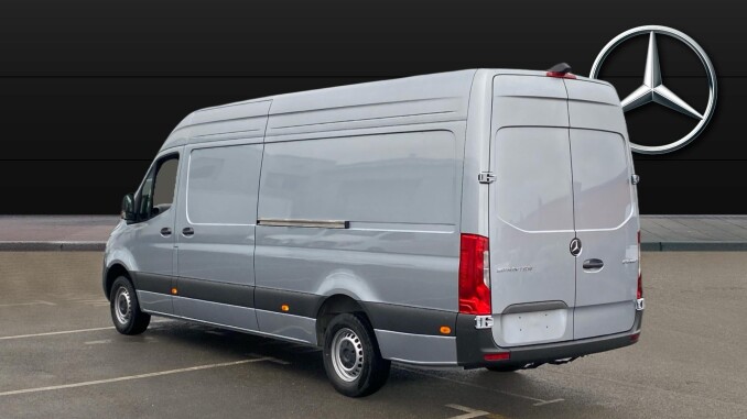 Mercedes-Benz Sprinter 315Cdi L3 Diesel Rwd 3.5t H2 Pro Van 9G-Tronic - Image 6